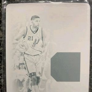 TIM DUNCAN 2019-2020 PANINI NATIONAL TREASURES #1/1 BLACK PLATE...ONLY 1 MADE!!!